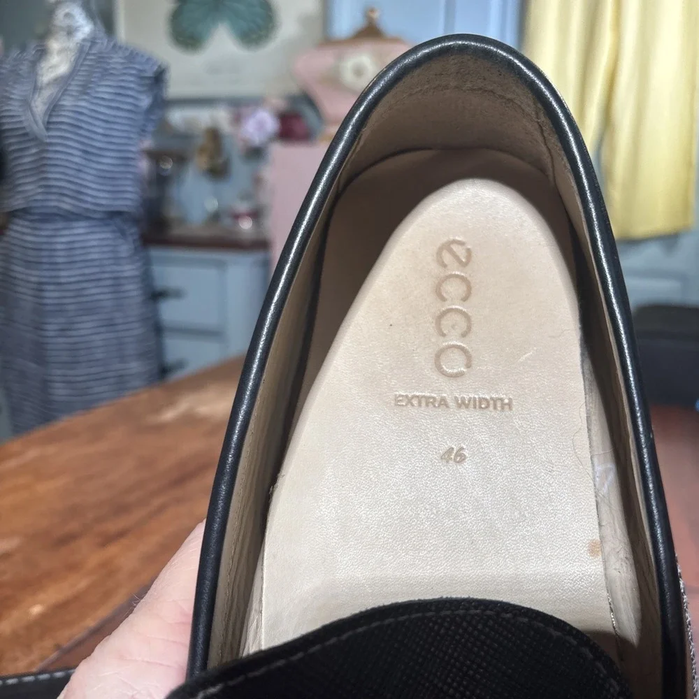 Ecco Classic Moc 2.0 Driving Shoes Men's 12/46‎ Black Leather Slip On Loafers